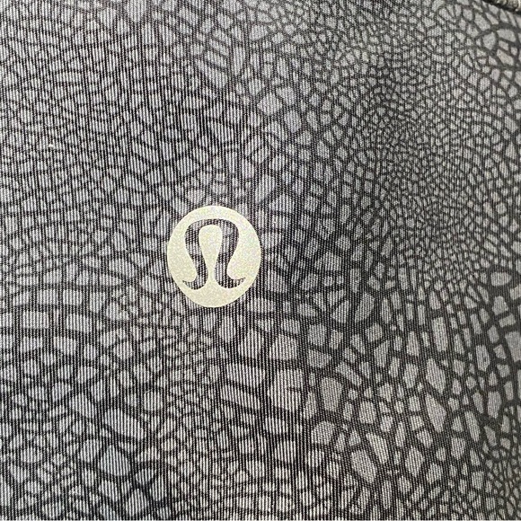 Lululemon Power Thru HR Tight 25” Size 12 - Picture 4 of 8